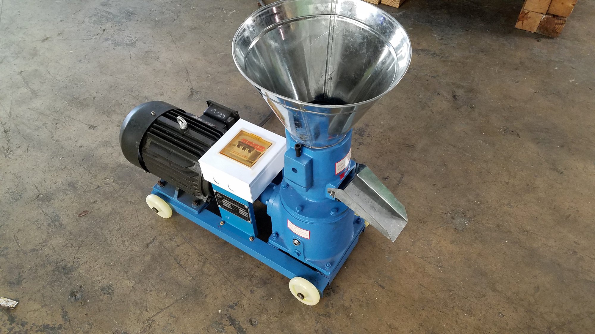 Peletizadora eléctrica de 150 mm para fertilizantes – MKFD150B