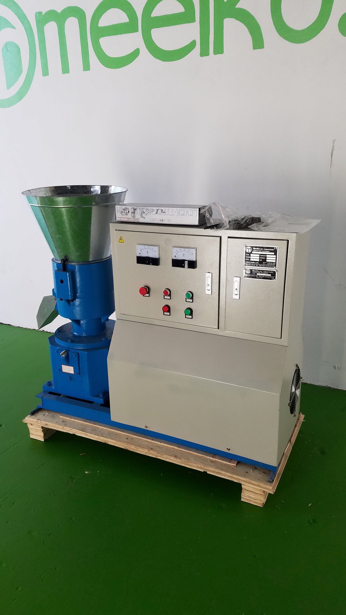 Peletizadora eléctrica 230 mm 11 kW para alfalfa – MKFD230C